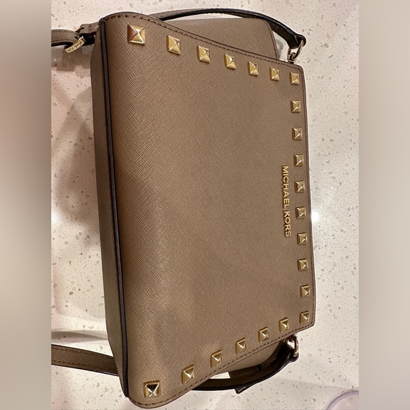Michael Michael Kors Brown Studded Leather Selma Crossbody Bag - Picture 2 of 7